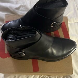 Fitflop Charra buckle ankle boots - Black - worn once. Excellent condition !